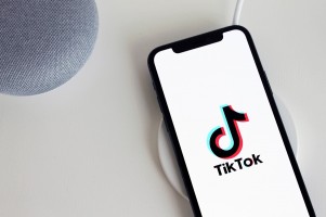 Soal TikTok Shop Dilarang Jualan, Pengamat UGM: Perlu Ada Proteksi Produk UMKM