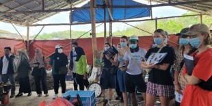 Mahasiswa Australia Belajar Pengelolaan Sampah kepada Komunitas Pemulung