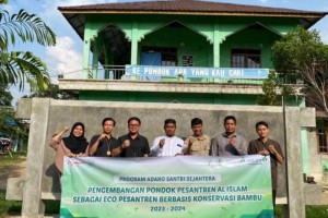 Lewat Konservasi Bambu, Adaro Wujudkan Eco-Pesantren di Kalimantan Selatan