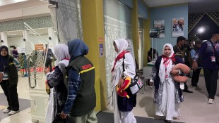 Jamaah Haji Sulut Tiba di Embarkasi Balikpapan Jumat Malam