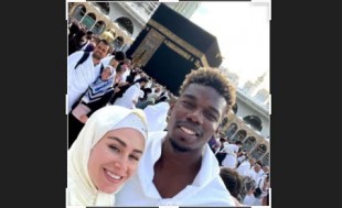 Istri Pesepakbola Paul Pogba, Maria Zulay Unggah Foto di Depan Kakbah