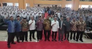 Mendag Zulhas Uji Coba Makan Siang Gratis di  Smamda Surabaya