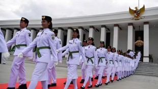 Polemik Hijab Paskibraka 2024: LP3HI Gugat Presiden Jokowi dan BPIP ke PN Solo