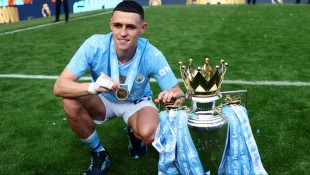 Phil Foden Kejutkan Dunia Sepak Bola! Mengalahkan Haaland dan De Bruyne, Foden Dinobatkan Sebagai Pemain Terbaik PFA 2023/24