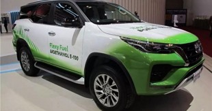 Bye Bye BBM Fosil: Toyota Perkenalkan Mobil Ramah Lingkungan Berbahan Bakar Nabati