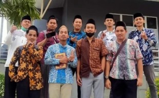 Bangga Warisan Budaya, Santri Mahad Aly Tebuireng Kenakan Batik Tiap Sabtu