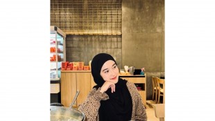 Padu Padan Hijab Anggun Ala Asyi Syifa