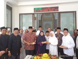 Anies Baswedan Hadiri Syukuran 2 Tahun Masjid At Tabayyun, Disambut Meriah Ibu Ibu
