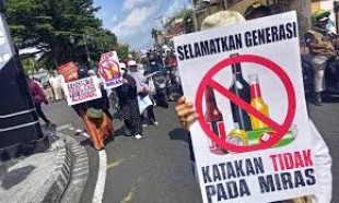 Pandangan Islam tentang Minuman Keras, Mengapa Disebut Induk Kejahatan?