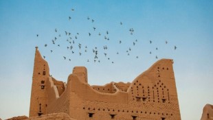 Wow! Sothebys Pilih Arab Saudi untuk Lelang Mewah Pertama di Timur Tengah
