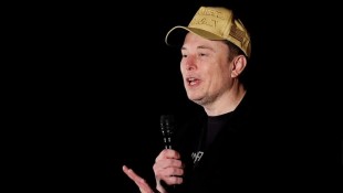 Elon Musk, Sulit Cari Kerja, Bikin Usaha Sendiri Akhirnya Jadi Orang Terkaya di Dunia