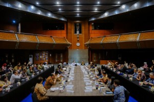 Liburan Nataru, Menpar Minta Pelaku Industri Pariwisata Beri Pelayanan Terbaik untuk Wisatawan