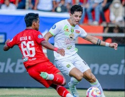 Hasil Lengkap Liga 1 Pekan-15: Persija Takluk di Kandang Bali, Persebaya Imbang