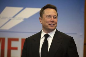 Tak Hanya Terkaya di Dunia, Elon Musk Jadi Manusia Pertama yang Punya Harta Rp6.800 Triliun