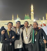 Sheila On 7 Formasi Awal Umrah Bareng, Warganet: Sahabat Dunia Akhirat