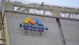 INKA Dapat Suntikan Dana Rp170 Miliar dari Bank Mega Syariah untuk Proyek KRL