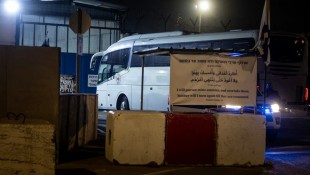 Cegah Perayaan, Israel Terapkan Aturan Ketat saat Pembebasan Tahanan Palestina