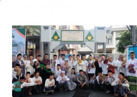 Profil Ponpes Al-Hikam, Warisan KH. Hasyim Muzadi, Pelopor Pesantren Khusus Mahasiswa
