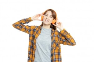 Radiasi Frekuensi Radio pada Headphone Nirkabel Berdampak pada Kesehatan