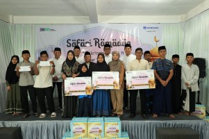 Jelang HUT ke-55, Jamkrindo Bagikan Ratusan Paket Sembako dan Santunan di Serang
