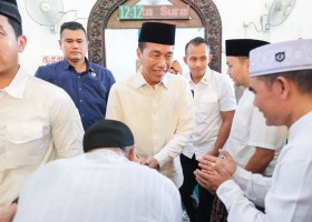 Tuduhan Ijazah dan Skripsi Palsu Jokowi, UGM: Sesalkan Informasi Menyesatkan