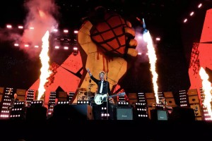 Green Day Berani Tampil Pro Palestina di Coachella, Penonton Langsung Geger!