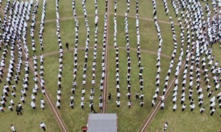 Peringati Hardiknas, Kota Salatiga Pecahkan Rekor Senam Anak Indonesia Hebat dengan 2.500 Peserta