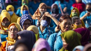 Respon Arahan Prabowo, Kemnaker Rancang Aturan Penghapusan Outsourcing