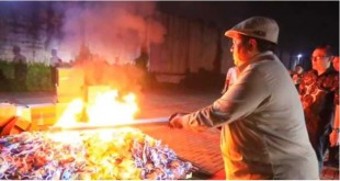 Jajanan Anak Mengandung Babi dengan Label Halal Dimusnahkan