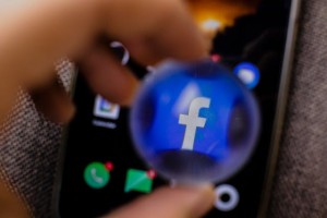 Viral Komunitas FB Fantasi Sedarah, Komdigi Blokir 6 Grup Menyimpang