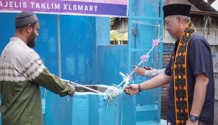 Karyawan XLSMART Bangun Sarana Air Bersih di NTT dan Masjid di Jawa Barat
