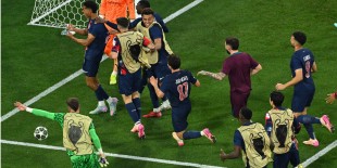 Gol Doue & Kvaratskhelia Antar PSG Ukir Final Liga Champions Tersempurna