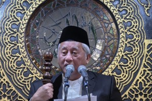 Khotbah Idul Adha di Masjid Al Akbar, M Nuh Ungkap Tiga Cara Terbaik Atasi Defisit Kebaikan