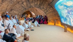 Selesai Jalani Ibadah Haji, Jamaah Wisata ke Tempat Tempat Sakral, Termasuk Gua Hira di Jabal Al Nour