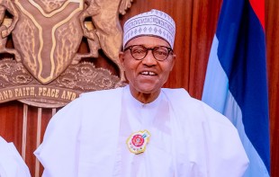Cara Presiden Buhari Menolak Hadiah Jet Pribadi dan Jam Tangan Berlian dari UAE