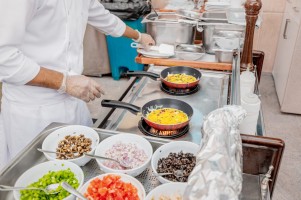 Pemerintah Tegaskan Dapur Program MBG Wajib Bersertifikat Halal, LPPOM Siap Percepat Proses Sertifikasi