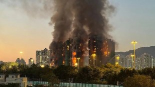 Kebakaran Besar di Hongkong, Hanguskan 7 Gedung: 83 Tewas dan Ratusan Orang Hilang