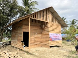 UGM Bangun 550 Unit Huntara dari Kayu Hanyut Bagi Penyintas Bencana di Aceh