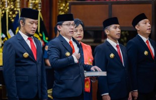 Merapat ke Pemerintahan, Anak Cak Nun Kini Jadi Staf Ahli Sjafrie Sjamsoeddin