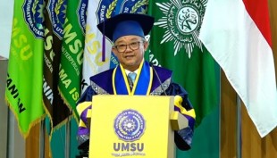 Abdul Muti Beri 3 Pesan Penting untuk Para Profesor di Momen Pengukuhan Guru Besar UMSU