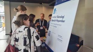 Perluas Branding, ITS Wakili Indonesia Pameran Pendidikan di Rusia