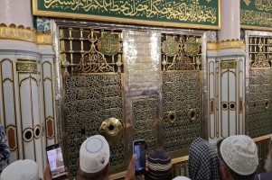 Pemakaman Nabi Muhammad Selesai Dilaksanakan Tengah Malam dengan Menggunakan Metode Lahad Madinah