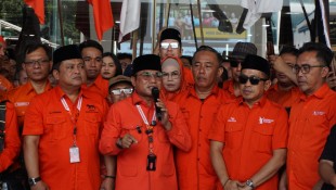 Lengkapi Berkas di 38 Provinsi, Partai Gerakan Rakyat Resmi Daftar ke Kemenkum RI