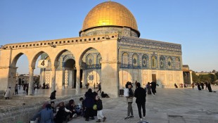 Negara-negara Arab dan Muslim Mengecam Tindakan Israel Menyerbu Masjid Al-Aqsa