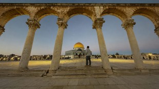 Negara-negara Arab dan Muslim Termasuk Indonesis Kecam Penyerbuan Masjid Al-Aqsa oleh Israel