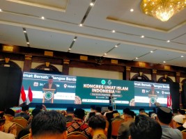 Ingatkan Kisah Nabi Luth, Ketum MUI Dorong KUII Tegas Tolak LGBT