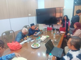 Muhammadiyah Luruskan Pemahaman Pria Pembawa Spanduk Kontroversial