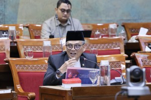 Komisi X DPR Desak Pemerintah Segera Tindaklanjuti Putusan MK Soal Anggaran MBG