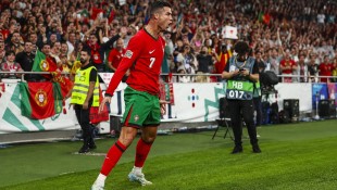 Cristiano Ronaldo Dapat Penilaian Jujur dari Ange Postecoglou Usai Pertemuan Pertama di Al-Nassr, Meski Kembali ke Latihan Tertunda