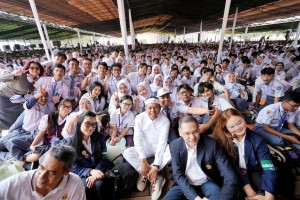 Cegah Mahasiswa Putus Kuliah, KDM Usul Kenaikan Batas Gaji